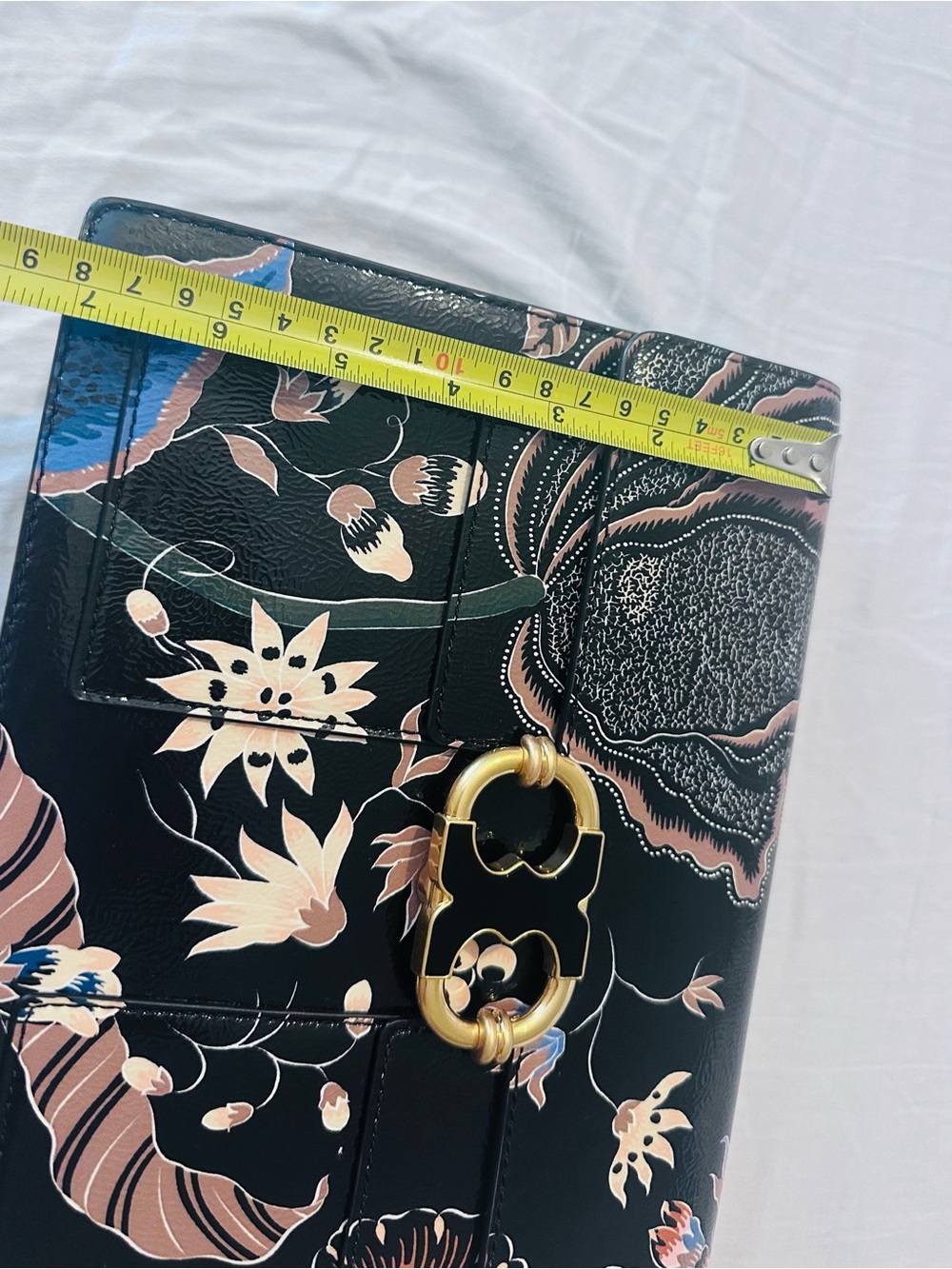 Tory Burch Black Floral Bag with Gold Chain - Picture 12 of 13